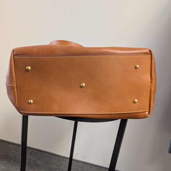 Dooney & Bourke Florentine Zip Barlow - Picture 7 of 12